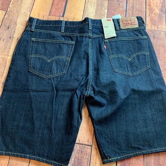 Levis 505 shorts - Picture 2 of 4